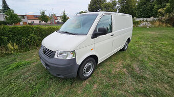VW Transporter T5 1.9TDI 63kw 3MÍSTA R.V.2004 tažné zařízení