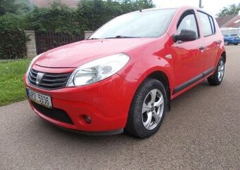 Dacia Sandero 1,4 55KW 1 maj koup v ČR benzín manuál 55 kw