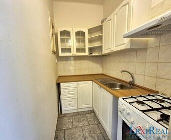 byt 3+1, 74 m2, Praha Nusle - blízko metra