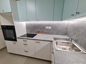 Pronájem bytu 3+1 v ulici A.Sochora v Teplicích (1603)