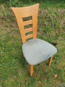 Židle jídelní masiv.