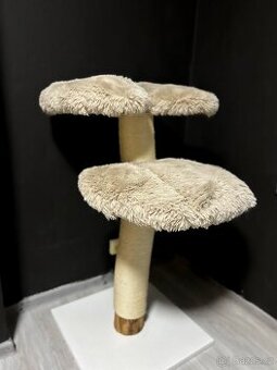 Kočičí strom / škrabadlo