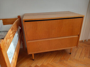 Skříňka na peřiny - peřiňák světlý