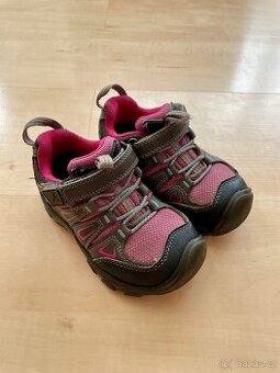 Keen trekovky vel. 24