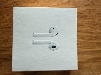 Originální Apple AirPods (1. generace)