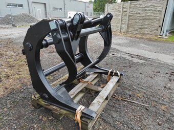 Drapák na dřevo tři zuby, uchycení euro