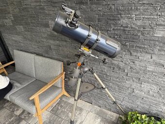 Hvězdářský dalekohled Celestron 130