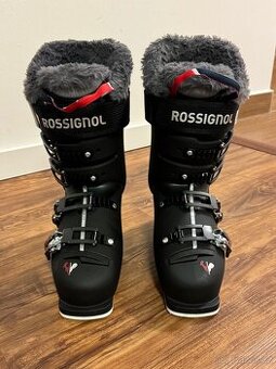 Nové dámské lyžáky Rossignol Pure Pro 80 23,5 cm