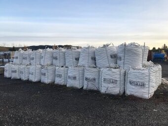 Refaglass , pěnové sklo