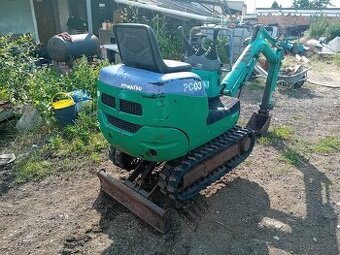 pronajmu minibagr komatsu 900 kg