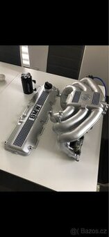 Sací svody a víko ventilu bmw e30