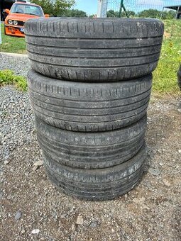 Letní pneu Continental 215/55 r 17- cena za sadu 4ks