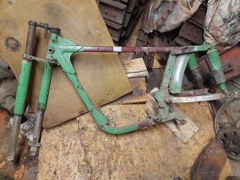 Jawa 250/353 rám s teleskopy a tlumiči