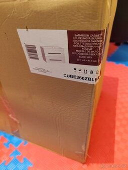 Skříňka do koupelny s umyvadlem