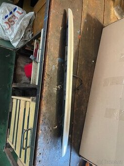 Bmw E46 lišta kufru