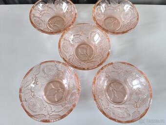 Starožitné dezertní misky - rosalinové sklo