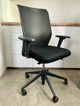 kancelářská židle Vitra ID Mesh