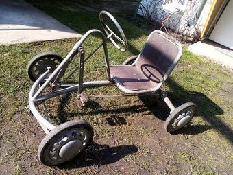 Šlapací dětská čtyřkolka