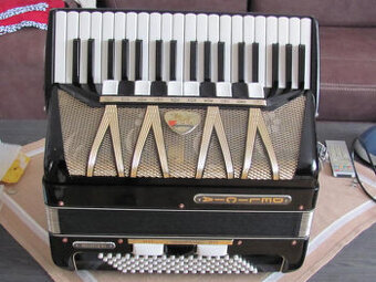 Delicia Melodia VI, 96 basů