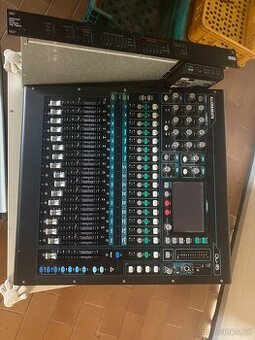 Mixážní pult + příslušenství( kompletní set)