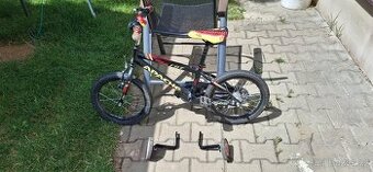 Dětské kolo 16" Apache CAT – 3–5 let, přídavná kolečka