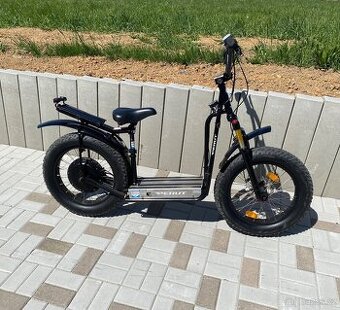 Elektrokoloběžka Perut BAT 2000W 28ah (ebike elektro motorka