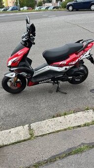 Skútry Maxon 125 pronájem