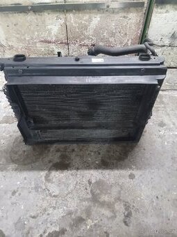 Chladičova stěna z BMW e61 520d130kw n47d20a