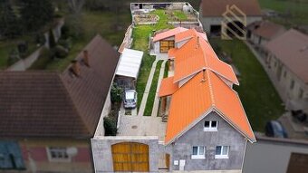 Prodej dvougeneračního domu 390m², pozemek 1356m², Louny - N