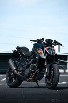 KTM Superduke 1290r