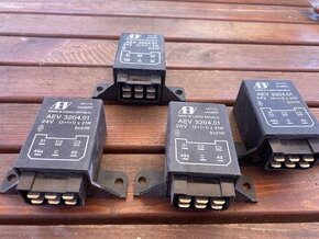 Přerušovač směrových světel AEV 3204.01 LIAZ,KAROSA - 1