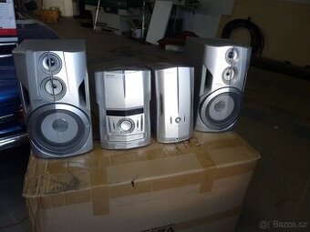 Pioneer sestava