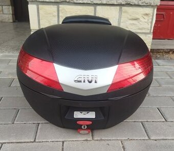 Kufr Givi + plotna Monokey