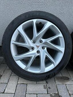 5x112 R18 Seat Cupra Formentor 245/45 R18 - 1