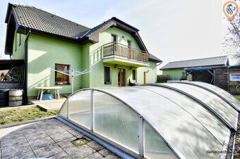 Prodej prostorného rodinného domu, ul Zahradní, Veliká Ves u - 1