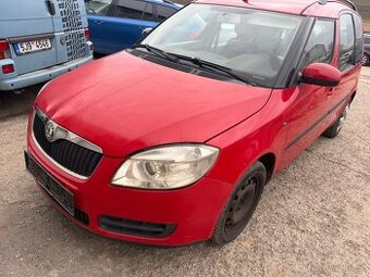 Škoda Roomster 1.6 náhradní díly z auta