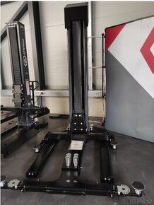 MOBILNÍ JEDNOSLOUPOVÝ zvedák 3.500kg
