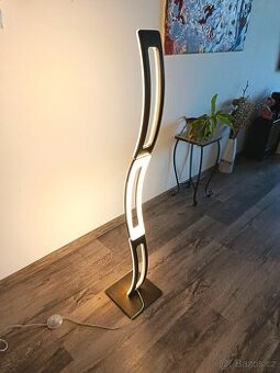 Moderní lampa