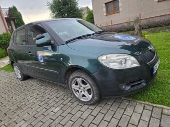 Fabia 2 najeto 180t 1.4 MPI LPG autoškola