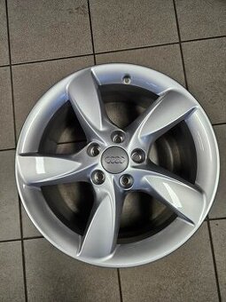 Prodám nové ORIGINÁLNÍ 17" alu disky na Audi A6