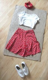 Vintage 90s červenobílé puntíkované dámské kraťasy