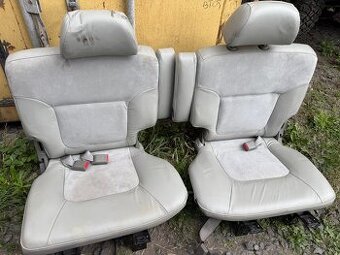 Zadní řada sedaček Nissan Patrol Y61 kraťas