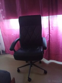 Kancelářská židle