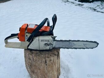 Motorova pila Stihl 026