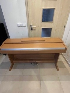 Piano YAMAHA YDP 131