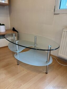 Konferenční stolek skleněný