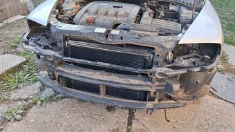 Octavia 2 chladičova stěna, před facelift