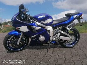 Yamaha Yzf-r6 1999-2002 na nahradní díly