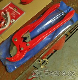 Prodám nůžky na plastové trubky