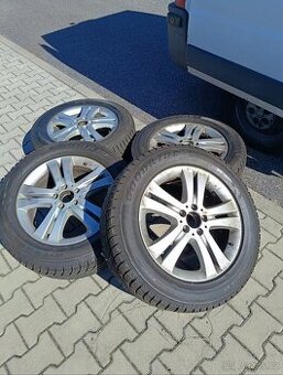 255/55 R18 zimní pneu orig Mercedes